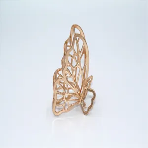Pinza de pelo de metal dorado con diseño de mariposa accesorio elegante para mujeres