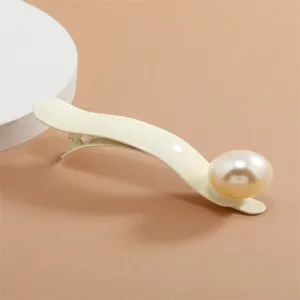 Elegant metal pearl duckbill hair clip for women, chic Korean style alligator hair accessory