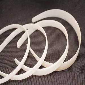 Plain white plastic hair hoop detail shot, simple DIY headband for daily wear and hair styling.