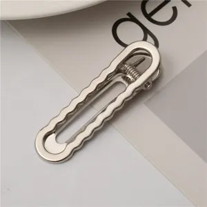 Metal hair clip for women, wavy side duckbill clip, stylish hair accessories for bangs.