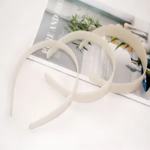 Simple minimalist white plastic hair hoop solid color toothless daily headband for women
