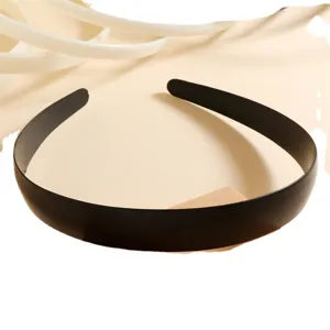 Simple black plastic headband for women daily hair styling, lightweight non-slip hoop.