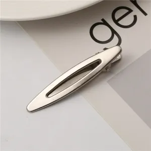 Silver metal hair clip, sleek hollow duckbill side clip for women daily styling.
