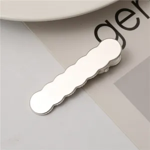 Silver metallic wavy hair clip side duckbill clip for women bangs styling accessory daily wear