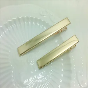 Gold metal alligator hair clips, stylish flat hair barrettes for women and girls daily styling.