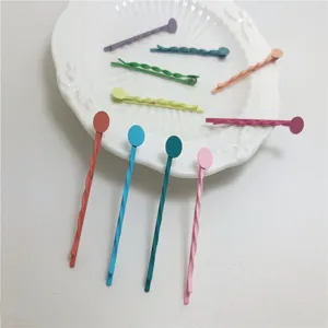 Épingles à cheveux torsadées colorées avec bouts ronds, peinture mate, jolies pinces à frange.