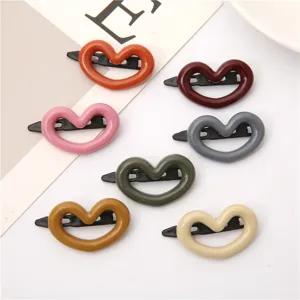 Pinzas para el cabello de corazón de metal coloridas lindas horquillas moda para mujeres