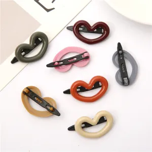 Set de pinzas para el cabello corazón irregular chic coloridas clips flequillo lateral moda