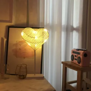 LED Herz Form Nachtlicht romantische Schlafzimmer dekorative Tischlampe warmes Licht.