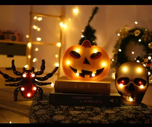 Luz Nocturna LED Halloween Calabaza Araña Calavera Accesorios Decorativos Ambiente Fiesta Casa