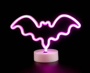 LED Fledermaus Neonlicht Detail, rosa Leuchten und stabiler Sockel für Halloween.