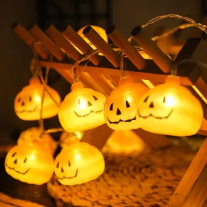 Guirnalda de luces LED de calabaza de Halloween, iluminación decorativa festiva cálida.