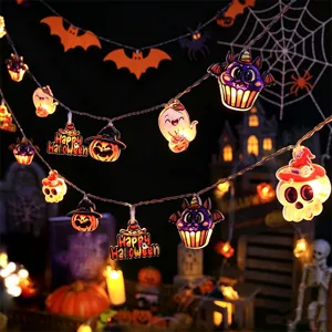 Catena luminosa LED Halloween a batteria con zucche e fantasmi decorazioni per feste.