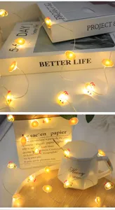 Catena luminosa LED filo rame pulcino uovo pasqua decorazione dettaglio luce calda