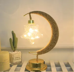 Luce notturna decorativa LED luna stella con corda di juta e catena luminosa calda camera.