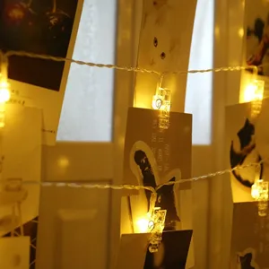 Catena luminosa LED con mollette per foto luci calde per camera da letto festa 5m