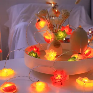 Guirnalda de luces LED de otoño con calabaza y hoja de arce para fiesta y decoración del hogar.