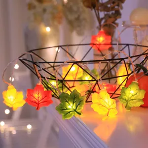 Guirnalda de luces LED de hojas de arce para la decoracion de fiesta de Halloween.