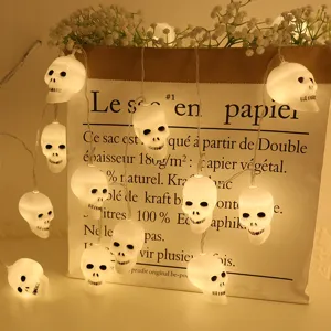 Guirlanda de luces LED de calavera de Halloween, bombillas blancas espeluznantes fiesta.