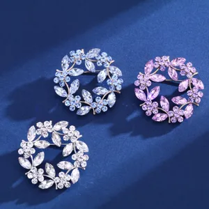 Broche couronne en strass éclatant, pin's feuille d'olivier en cristal, élégant bijou.