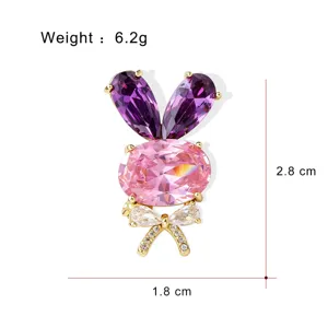 Spilla coniglio in cristallo strass placcato oro fermaglio gioiello animale 1.8cm