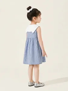 Süßes Sommer Mädchen A-Linien-Kleid mit Puppenkragen ärmellos Schleife Karo für Kinder.
