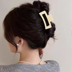 Minimalist square hair claw clip matte geometric hairpin elegant hair accessories for women