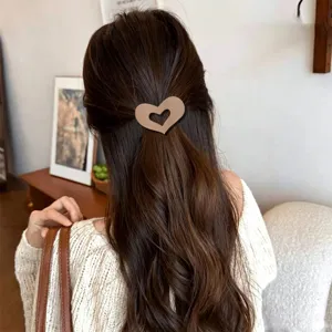 Korean style matte hollow heart hair claw clip versatile chic hair accessory for women