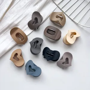 Matte hollow heart hair claw clips set cute mini shark clips for women daily hair styling accessories