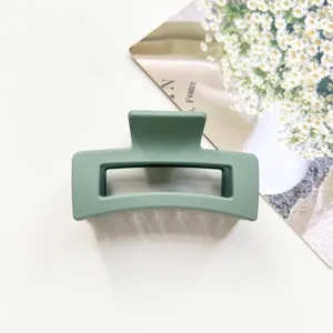 Green matte square hair claw clip 6.5cm minimalist geometric hair accessory for women daily style