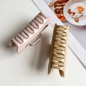 Kleine weiche Silikon Haarklammer für Damen, elegante minimalistische Haarklammer für Zöpfe.