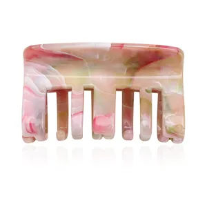 Marble pattern hair claw clip for women, stylish acetate hair catch for elegant daily styling.