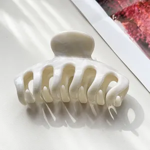 Morsetto per capelli in marmo bianco, elegante molletta in acetato per styling quotidiano.