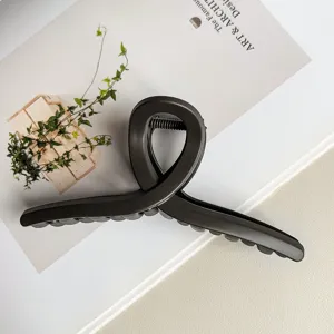 Mattschwarze geometrische Haarklammer, 13cm große elegante Haarklammer für dickes Haar.