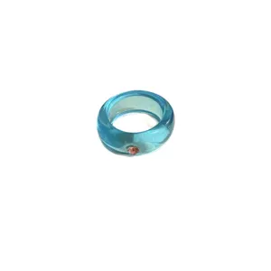 Summer dopamine blue resin ring with embedded crystal, trendy minimalist jewelry for women.