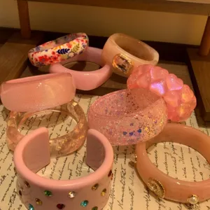 Fashion pink resin bracelet set cute sweet style minimalist stackable aesthetic jewelry for women