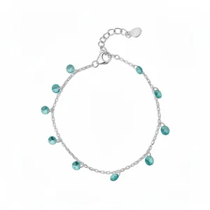 Silbernes Armband mit mintgrünen Kristallen, frischer minimalistischer Sommerschmuck.