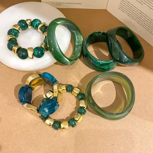 Luxurious Dark Green Marble Texture Resin Bangle For Women Retro European Cool Style Resin Alloy Splice Geometric Bracelet Hand Jewelry