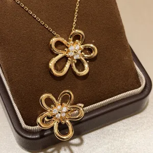 Copper Zirconia Hollow Flower Open Ring Minimalist Fashion Gold Floral Brooch Necklace For Women Adjustable Finger Ring Jewelry