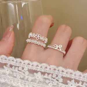 Bagues en argent à fleurs creuses françaises pour femmes tendance réglable exquise