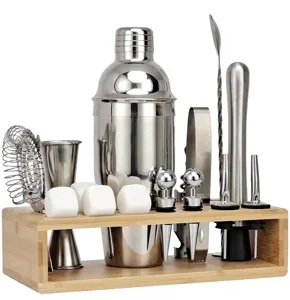 Professionelles Cocktail-Shaker-Set aus Edelstahl mit Bambusständer für Home-Bartending.
