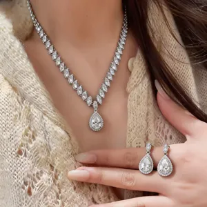 Elegante Zirkonia Tropfen Anhänger Halskette und Ohrringe Set Mode Damenschmuck