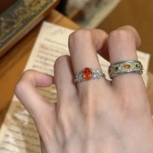 Prachtige zirkonia edelsteen ringen set, modieuze vintage stijl voor vinger sieraden.