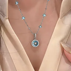 Elegante collana con ciondolo a stella in cristallo blu, catena clavicolare da donna.
