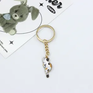 Cute calico cat keychain, metal alloy keyring, stylish bag pendant and car key accessory.
