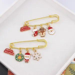 Spilla di sicurezza smaltata natalizia con ciondoli di Babbo Natale e renna per maglioni.