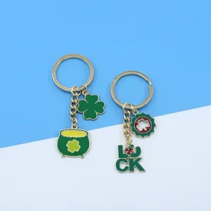 St. Patrick's Day green clover metal keychain and lucky bag pendant set for holiday gift.
