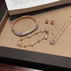 Exquisite Zircon Gradient Flower Necklace Bracelet Earrings Jewelry Set for Women Party Gift
