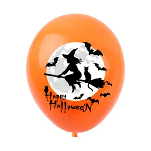 Orangefarbener Halloween Latexballon mit Hexen und Fledermaus Silhouette für gruselige Partys.