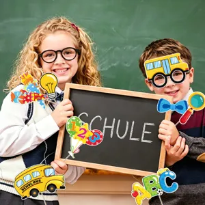 Accessori per foto di inizio scuola con occhiali da bus e lettere per feste di bambini.